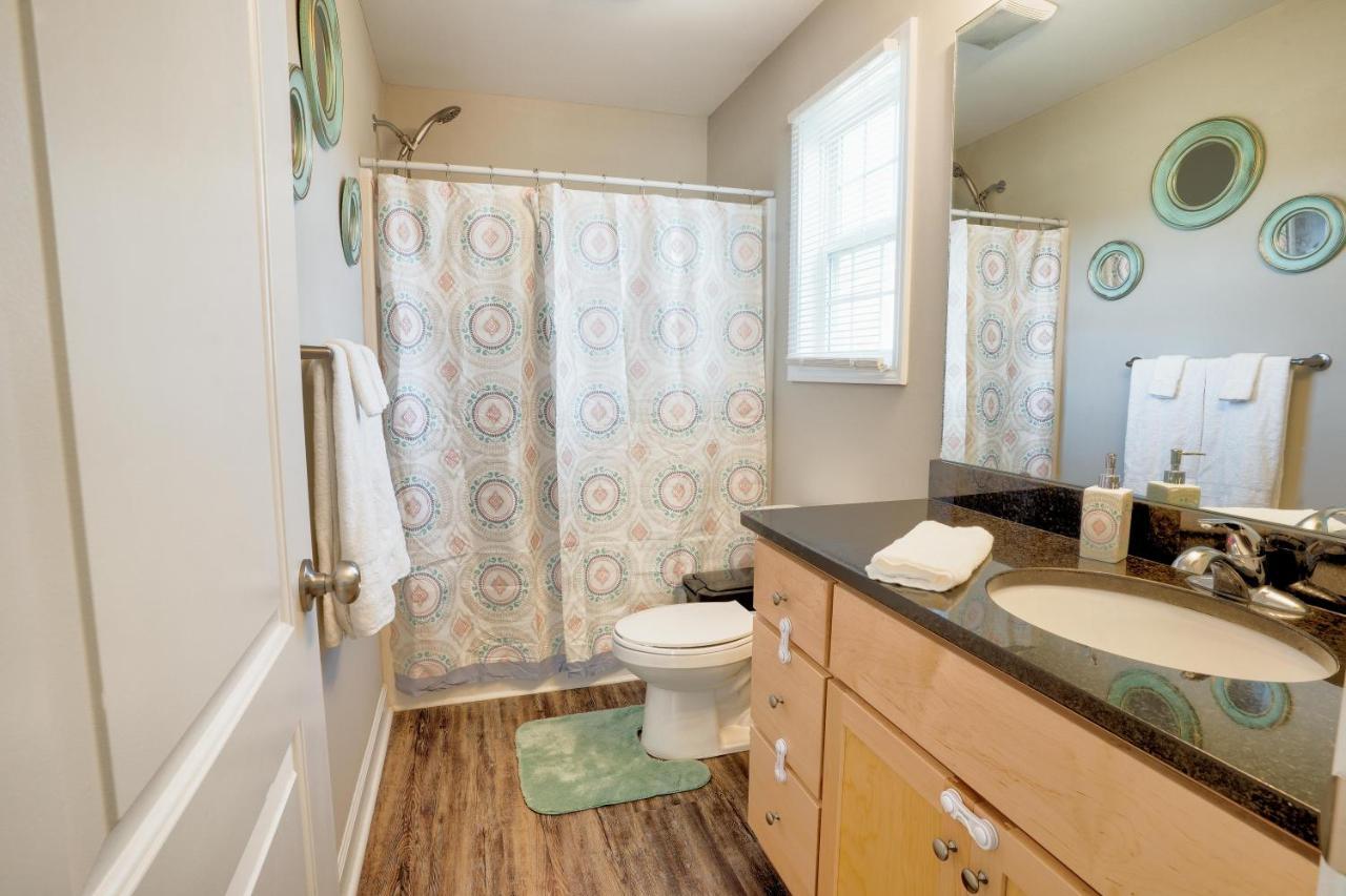 Kannapolis Elegant Townhouse - Pet Friendly Εξωτερικό φωτογραφία